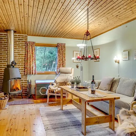 Carina - 5km From The Sea By Interhome Brovst